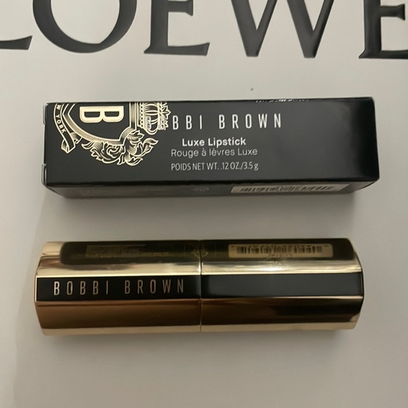 Bobbi Brown Luxe Lipstick (113 Boutique Brown) - Picture 2 of 5